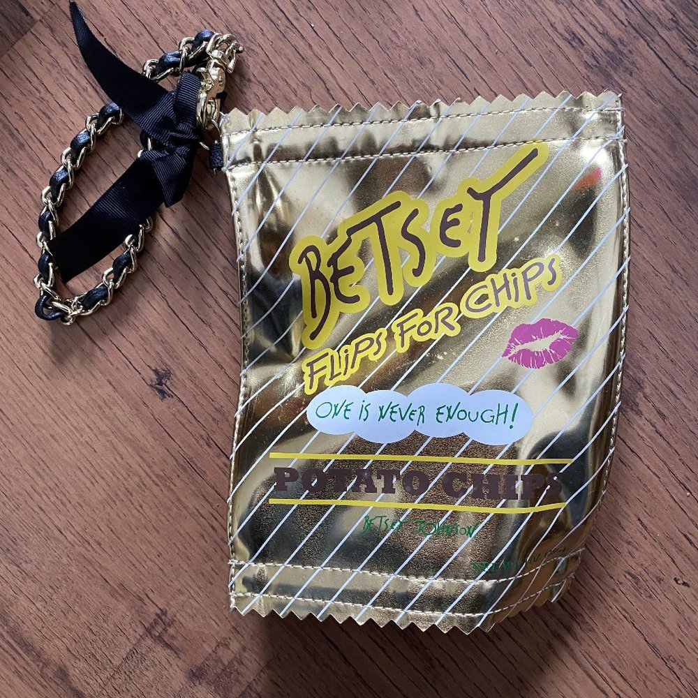 Betsey Johnson Potato Chip Wristlet